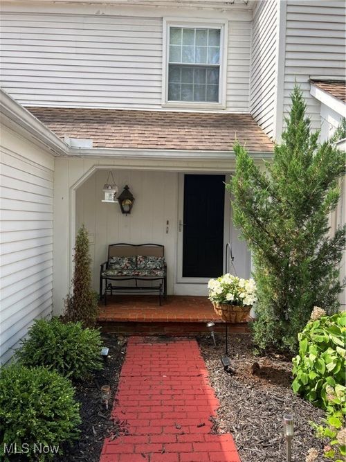 4389 Devonshire Dr, Boardman, OH, 44512-1026 | Card Image