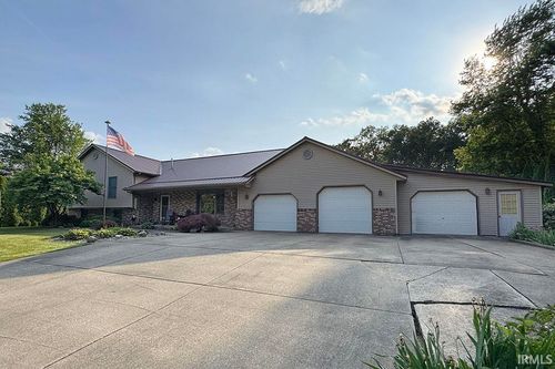 57839 County Road 29, Goshen, IN, 46528-8607 | Card Image