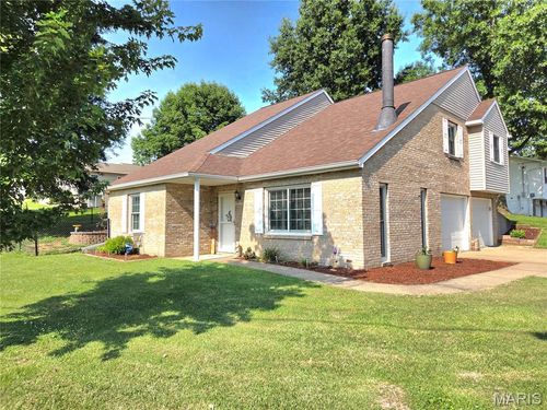 144 Rosewood Dr, Hannibal, MO, 63401-6238 | Card Image