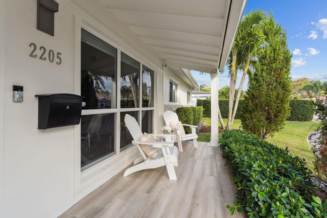 2205 Ne 30 Th St, House other with 3 bedrooms, 2 bathrooms and null parking in Lighthouse Point FL | Image 80