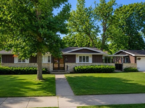 2805 Wall Ave, Waukegan, IL, 60087-3508 | Card Image