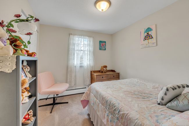 3 Plainview Dr, House other with 4 bedrooms, 2 bathrooms and 4 parking in Danielson CT | Image 19