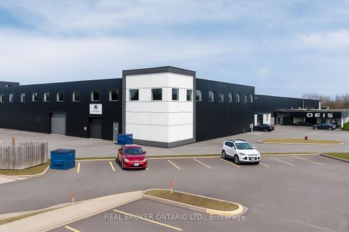 9-4256 Carroll Ave, Niagara Falls, ON, L2E7J2 | Card Image