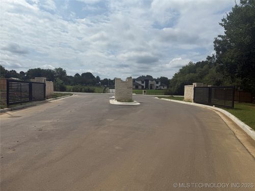 3308 Cypress Hill, Tulsa, OK, 74132 | Card Image