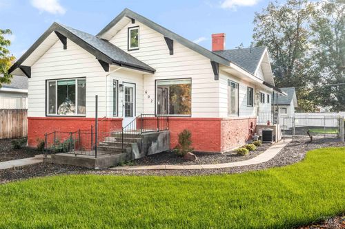 602 N 5th St, Parma, ID, 83660-4704 | Card Image