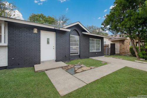 4726 Casa Verde St, San Antonio, TX, 78233-6453 | Card Image