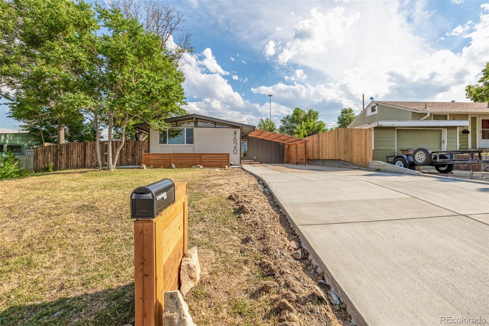Bronco Rd, Denver, CO 80221