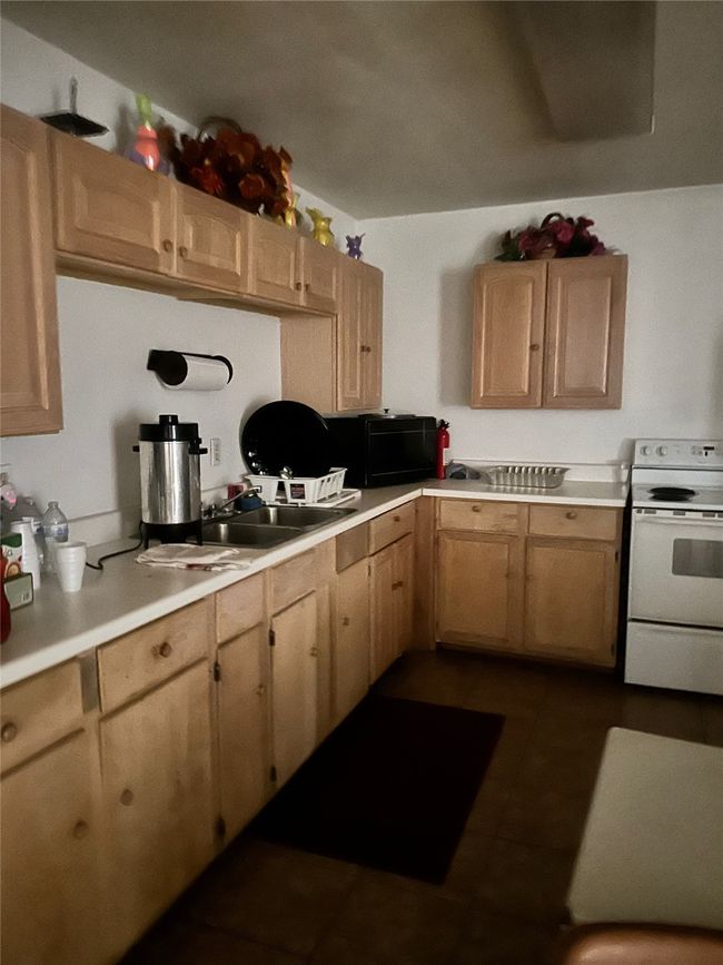 1201 E 10 Th Ave, Home with 0 bedrooms, 0 bathrooms and null parking in Corsicana TX | Image 9