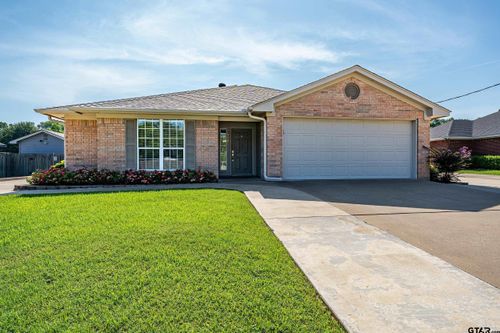 672 Inwood St, Mineola, TX, 75773-1908 | Card Image