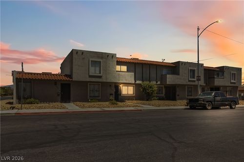 6024 Pebble Beach Blvd, Las Vegas, NV, 89108-1620 | Card Image