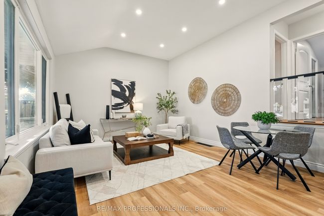 18 Weber Dr, House other with 3 bedrooms, 2 bathrooms and 3 parking in Georgetown ON | Image 8