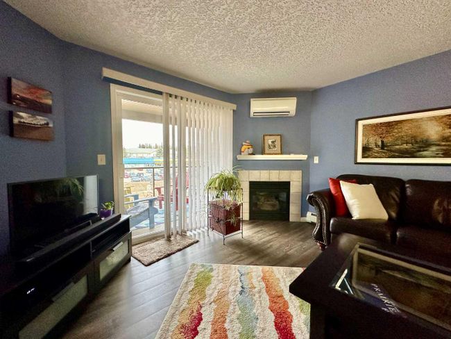 1408 - 1000 Millrise Point Sw, Home with 2 bedrooms, 2 bathrooms and 1 parking in Calgary AB | Image 9