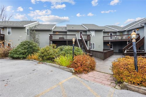 e19-161 Skyleaf Dr, Sugar Mountain, NC, 28604-6844 | Card Image