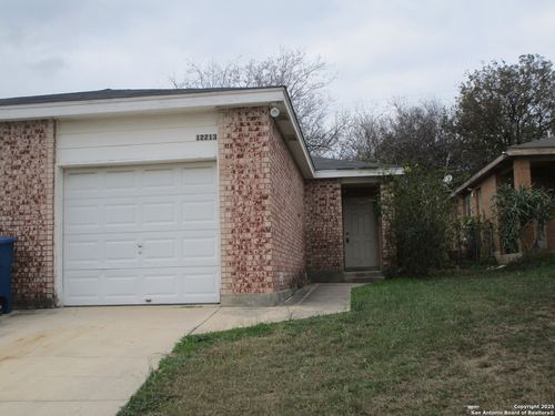 12213 Maverick Bluff St, San Antonio, TX, 78247-3901 | Card Image