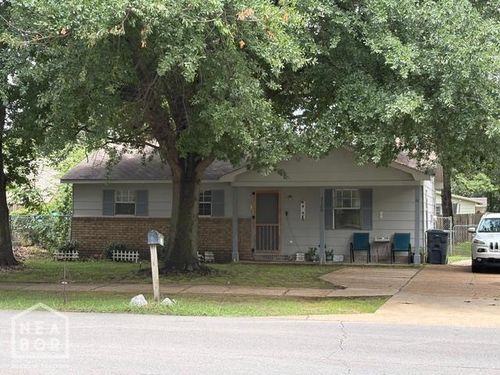 3120 Race St, Jonesboro, AR, 72401-7412 | Card Image
