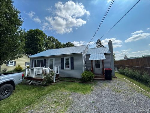 612 Manor Dr, Chittenango, NY, 13037-1306 | Card Image