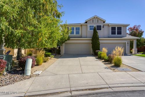9252 Lone Wolf Cir, Reno, NV, 89506-4002 | Card Image