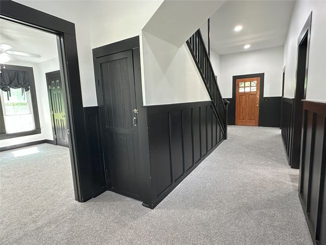 Hall from back of house | Image 12