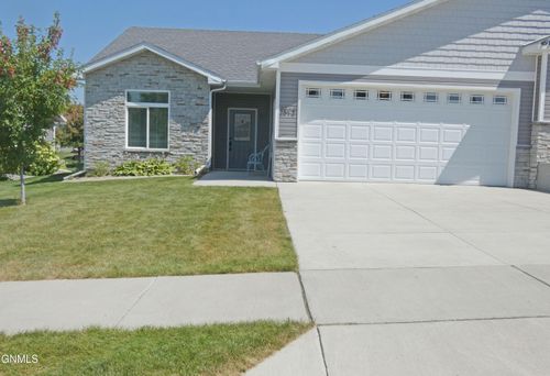 2512 7th Avenue Nw, Mandan, ND, 58554 | Card Image