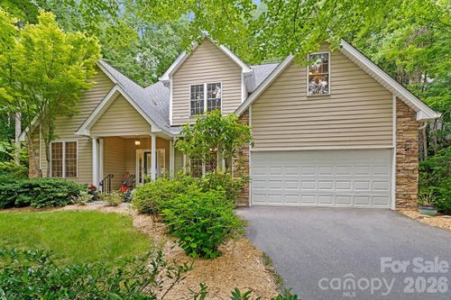 36 Poplar Creek Dr, Asheville, NC, 28805-9716 | Card Image