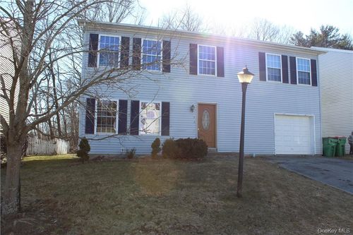 24 Wood St, Poughkeepsie, NY, 12603-4412 | Card Image