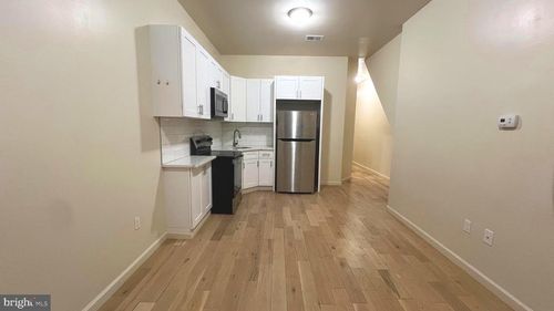 1219 W Silver Street, PHILADELPHIA, PA, 19133 | Card Image