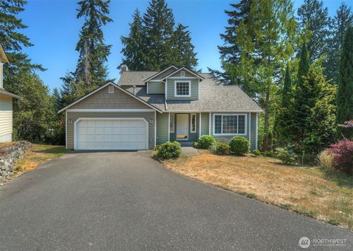 10932 Peony Pl Nw, Silverdale, WA, 98383-7993 | Card Image