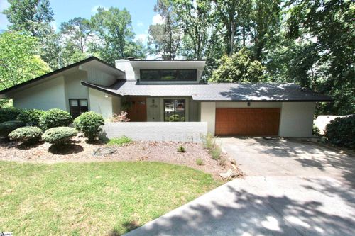 121 Circle Dr, Townville, SC, 29689-2602 | Card Image