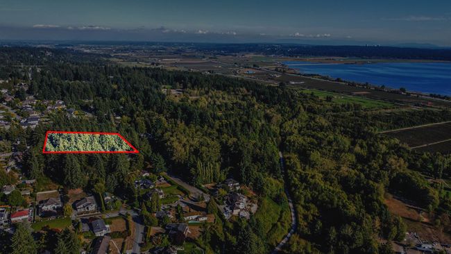 12113 New Mclellan Road, House other with 3 bedrooms, 1 bathrooms and 12 parking in Surrey BC | Image 8