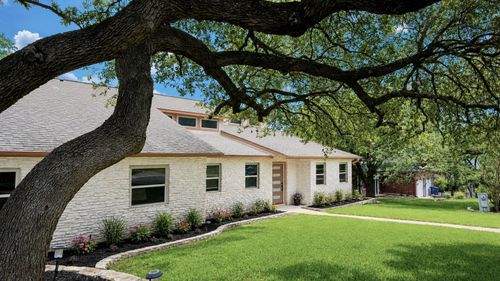 10511 Tweedsmuir Dr, Austin, TX, 78750-3445 | Card Image
