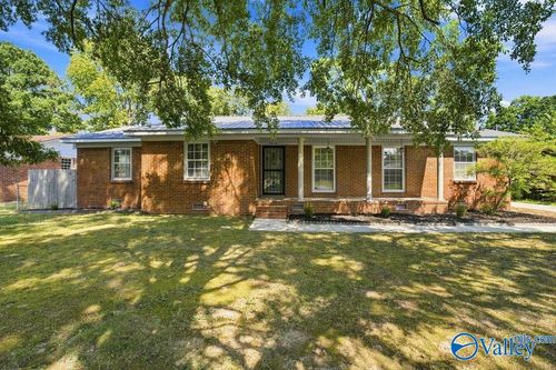 1910 Azalea Cir Sw, Decatur, AL, 35601-4608 | Card Image