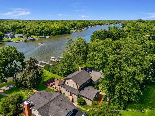 1925 N Woodlawn Park Ave, Mchenry, IL, 60051-3654 | Card Image