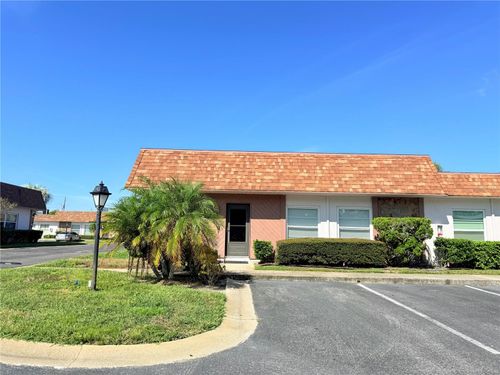 apt-8-6125 Chesham Dr, NEW PORT RICHEY, FL, 34653-5715 | Card Image