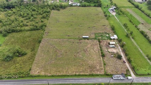 1602 County Road 62, Rosharon, TX, 77583-6059 | Card Image