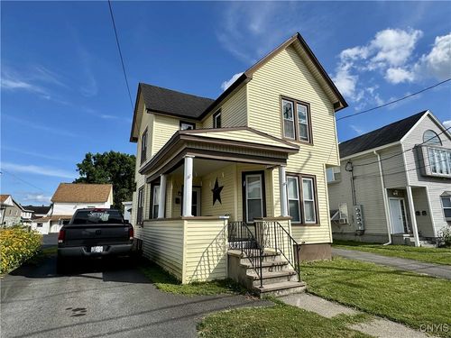 211 S Frankfort St, Frankfort, NY, 13340-1218 | Card Image
