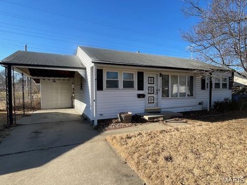 805 Saint Patrice Ln, Florissant, MO, 63031-6915 | Card Image