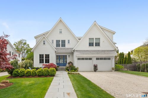 15 Roosevelt Rd, Westport, CT, 06880-6841 | Card Image