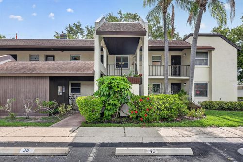 43-1100 E Bay Dr, LARGO, FL, 33770-2543 | Card Image