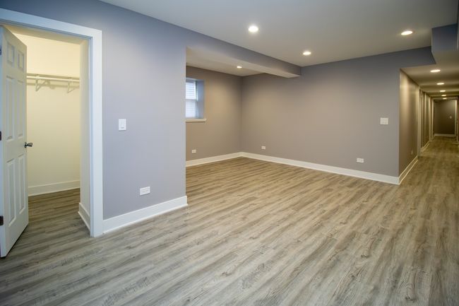 1S - 5310 S Harper Ave, Home with 6 bedrooms, 2 bathrooms and null parking in CHICAGO IL | Image 18