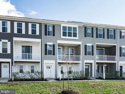 1414 Market House Ln, MECHANICSBURG, PA, 17055-7072 | Card Image