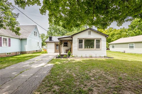 309 S Saint John St, Bethany, IL, 61914-1090 | Card Image