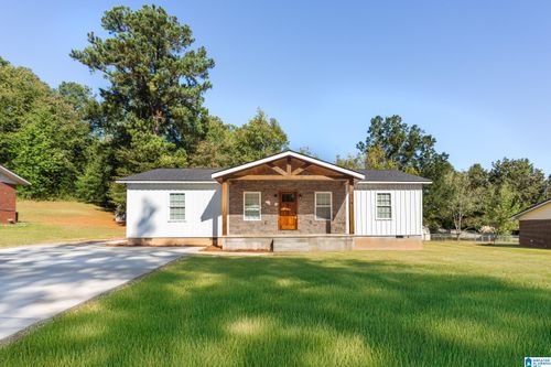 4109 Springhill Dr, Anniston, AL, 36201-8715 | Card Image