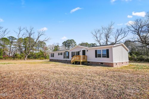 99 Rowland Cemetary Rd, Rowland, NC, 28383-4600 | Card Image