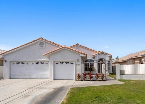68200 Marina Rd, Cathedral City, CA, 92234-3671 | Card Image