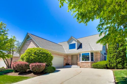 1049 Plantain Ct, Crystal Lake, IL, 60014-6985 | Card Image