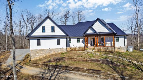 171 Deer Cliff Ln, Alpine, TN, 38543-6205 | Card Image