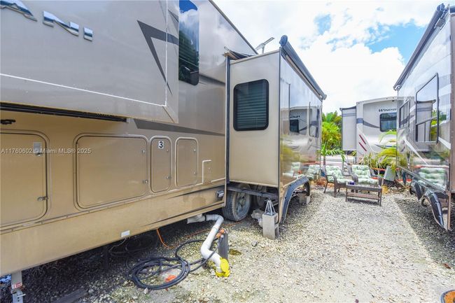29859 Overseas Hwy, House other with 1 bedrooms, 1 bathrooms and null parking in Big Pine Key FL | Image 9