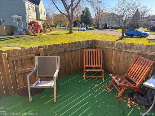 23594 N Rockledge, Novi, MI, 48375-3757 | Card Image