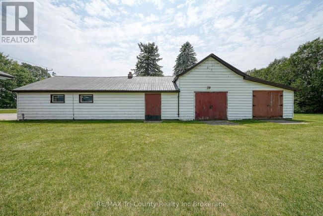 985 Norfolk County Rd 28, House other with 3 bedrooms, 2 bathrooms and 27 parking in Langton ON | Image 9