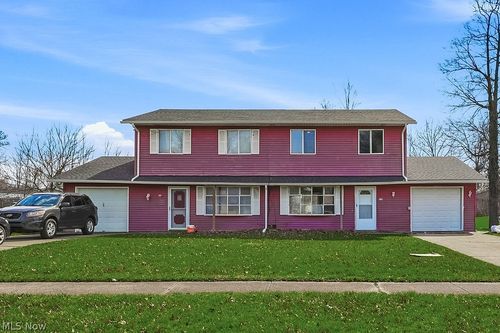 508 Wood St, Elyria, OH, 44035-8054 | Card Image